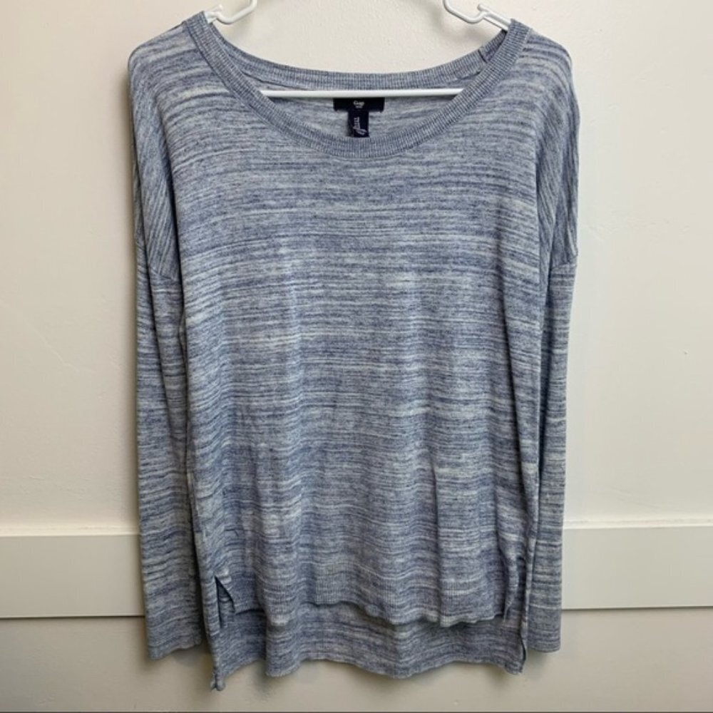 Gap Heathered Blue Crew Neck Sweater